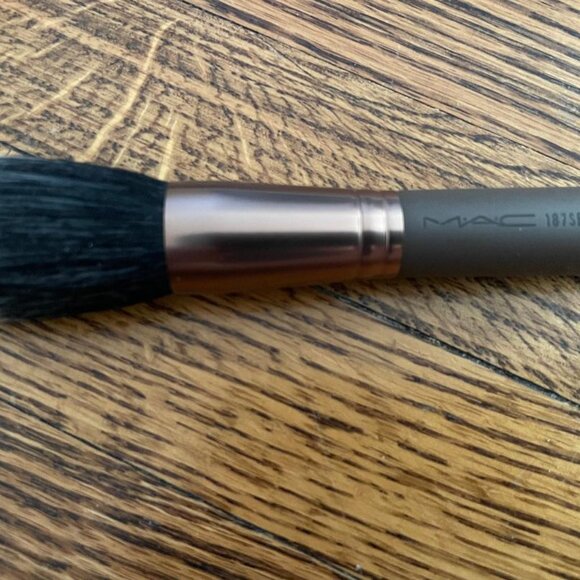 MAC Duo Fiber Brush 187SE - Travel - Picture 1 of 1